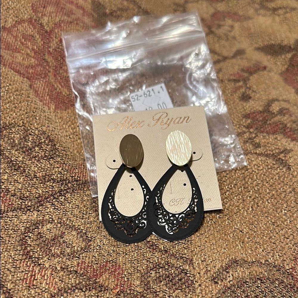 Alex Ryan Black and Gold Earrings